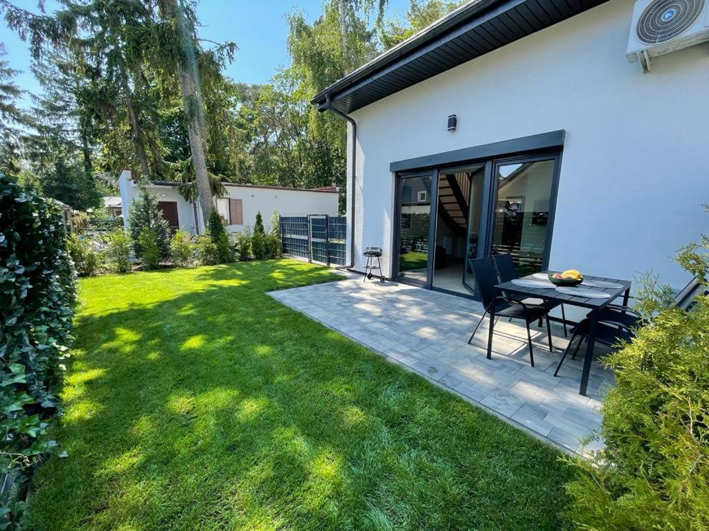 Apartamenty Przy Parku -150M Od Plazy Darlowko Luaran gambar